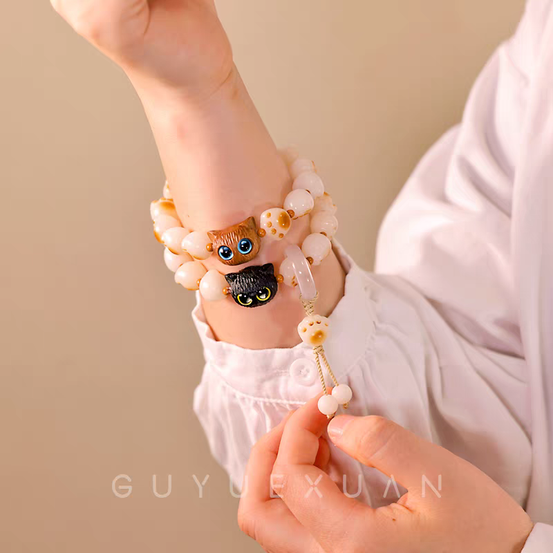 Cat claw-shaped bracelet