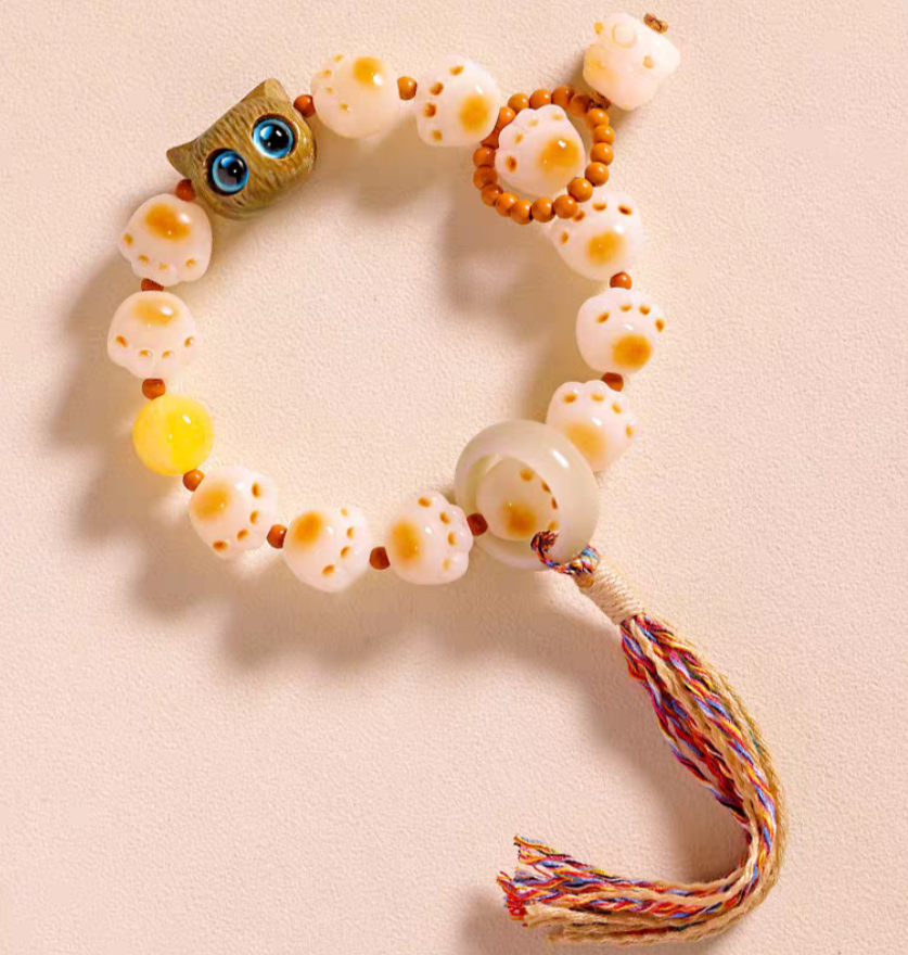 Cat claw-shaped bracelet