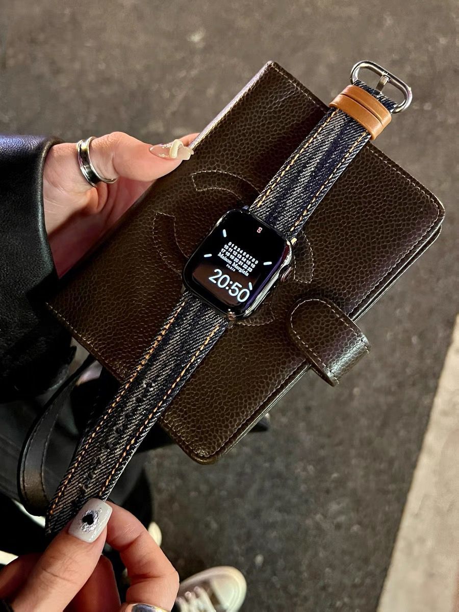 The retro strap is suitable for the Apple strap S789E