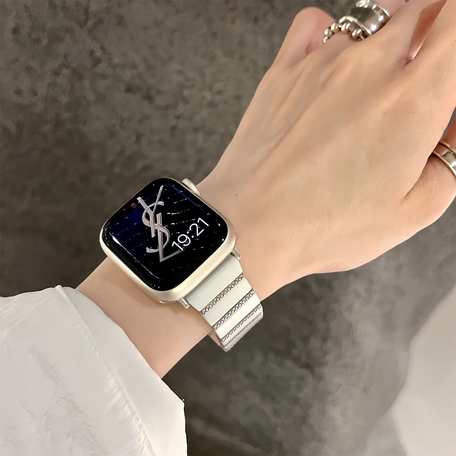 Ceramic iWatch Band