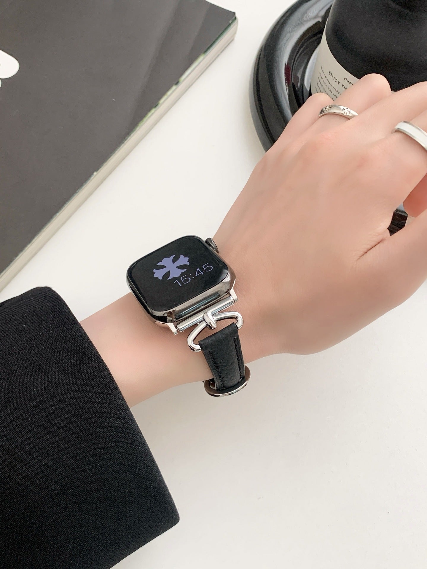 Fashion D Leather Band